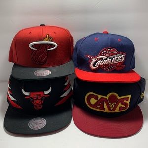 4 Snapback NBA Hats